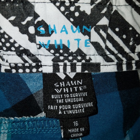 Shaun White Plaid Boy shorts - Picture 3 of 5